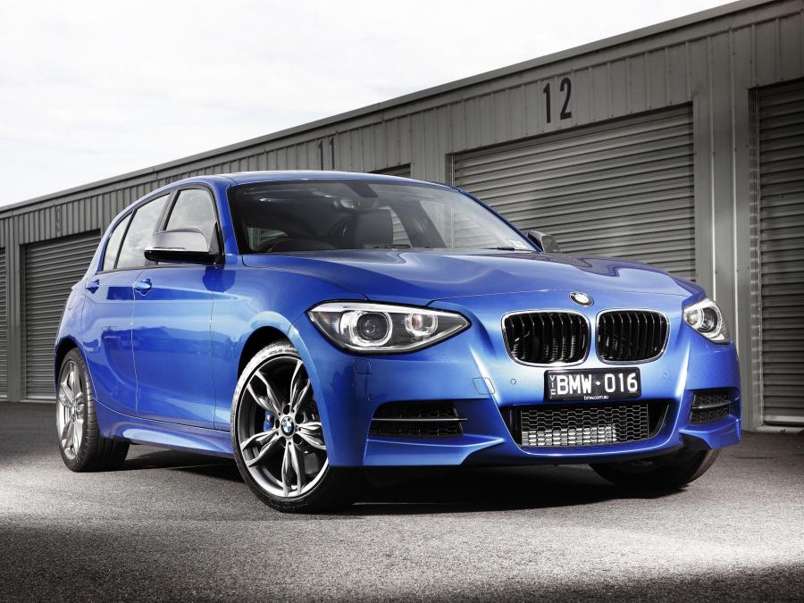  BMW M135i 5-Door 2012 года  (AU) (фото 1 из 9)